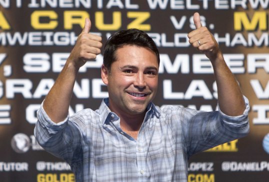 President of Golden Boy promotions Oscar De La Hoya has announced that a fight between Bernard Hopkins and Nathan Cleverly is a huge possibility.