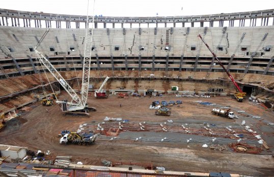 The opening of the Estádio Nacional Mané Garrincha, the stadium hosting the opening game of the 2013 Confederations Cup, has been postponed until 18 May.
