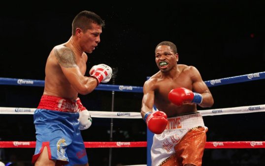 Julio Diaz is confident of beating Amir Khan when the two meet on 27 April.