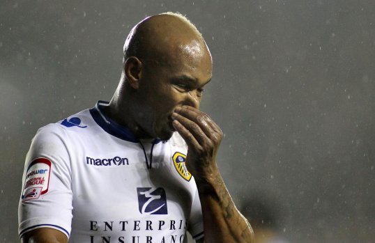 Leeds United forward El-Hadji Diouf has rubbished reports suggesting he is on the brink of signing for Guinean club AS Kaloum.