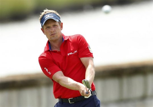 Golfer Luke Donald is set to appoint a new coach to help him work on his long game and improve his chances of winning a Major championship.
