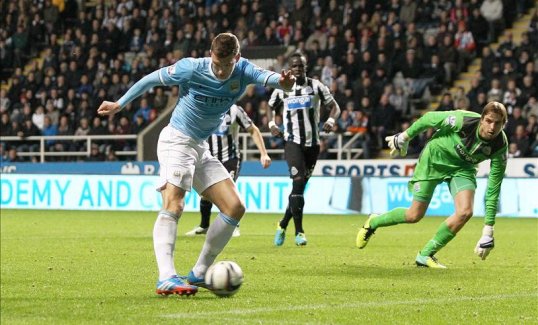 Borussia Dortmund have the edge over Arsenal in the race to sign Edin Dzeko as Manchester City are unlikely to let the Bosnian join a Premier League rival, SportsDirect News can reveal.