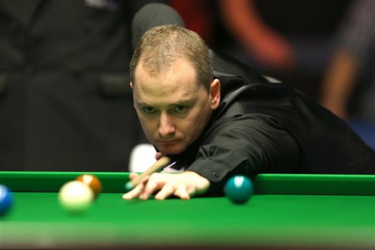 Former world champion Graeme Dott secured a place in the second round of the China Open after coming from behind to defeat Marco Fu 5-3.