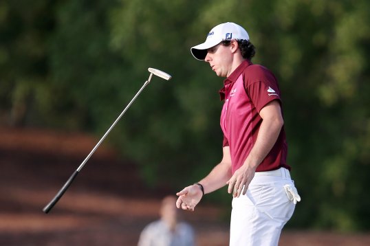World number one Rory McIlroy is torn as to which country to play for during the 2016 Rio Olympics.