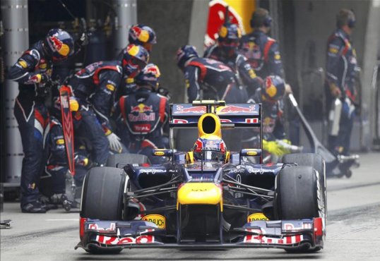 Red Bull believe they could pull off a sub two second pit stop this season after they claimed Mark Webber set a new stationary record in the Malaysian Grand Prix.