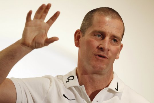 England head coach Stuart Lancaster has named uncapped pair Billy Twelvetrees and Calum Clark in his 33-man squad for the Six Nations.