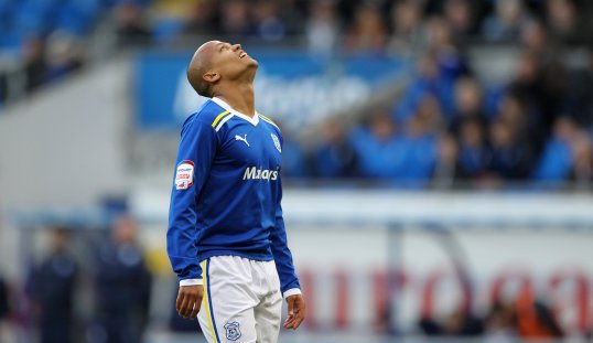 Wales striker Robert Earnshaw is to return to Cardiff City early from his season-long loan with Israeli side Maccabi Tel Aviv.