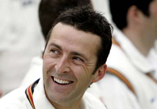 Essex head coach Paul Grayson has issued an unreserved apology after the county fell to a “shambolic” innings defeat to Northamptonshire.