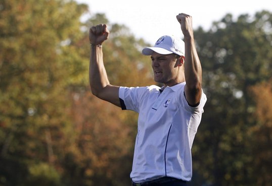 German Martin Kaymer has won the Ryder Cup for Europe with a one-up victory over Steve Stricker.