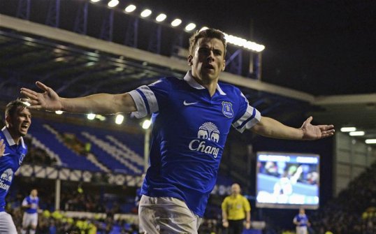 Everton have moved up to fourth spot in the Premier League after beating Fulham at Goodison Park on Saturday.