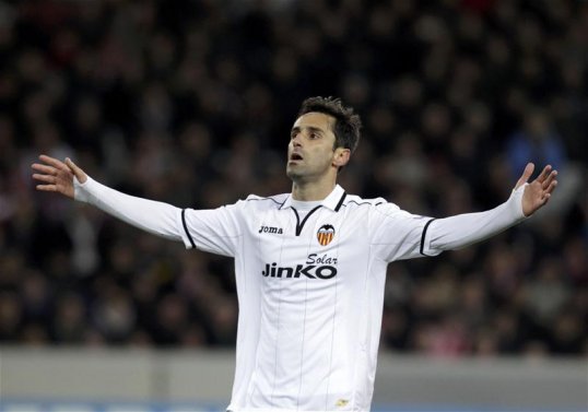 Everton could be set to make a £10million bid for Valencia striker Jonas in the January transfer window, SportsDirect News understands.