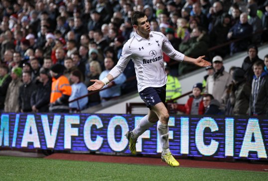 Real Madrid have reportedly made a €40 million (£33 million) bid for Tottenham Hotspur winger Gareth Bale.