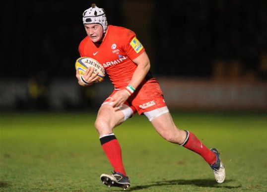 Promotion hopefuls Newcastle Falcons have signed Saracens flanker Andy Saull.