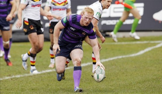 Wigan Warriors back row Liam Farrell his insisted he is committed to the Super League and has no desire to defect to the National Rugby League.
