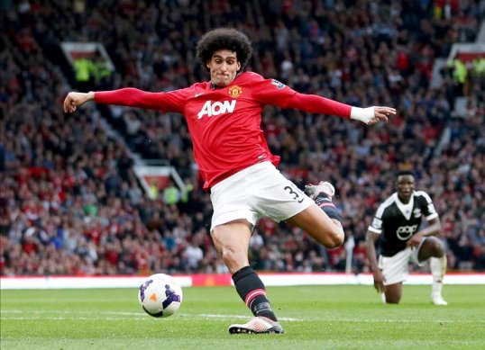 Manchester United midfielder Marouane Fellaini has invested over £200,000 in the creation of charging stations for electric cars in Belgium.