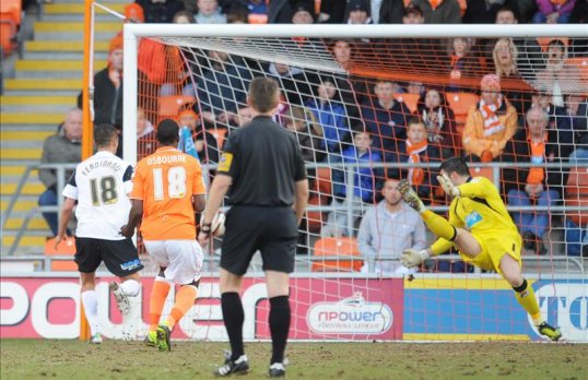 Kane Ferdinand is hoping to follow in the footsteps of his famous cousins and has sought advice from them about his career.