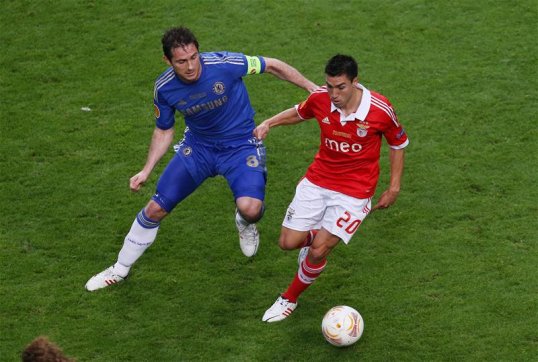 Bransislav Ivanovic’s headed goal in the last minute of stoppage time won the Europa League final for Chelsea against Benfica at the Amsterdam Arena.