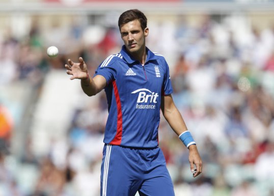 England fast bowler Steven Finn could the fit for the Indian Test series after a scan revealed no serious injury to a thing strain.