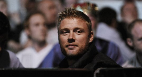 Former cricket all-rounder Andrew Flintoff has landed his first professional boxing challenge against undefeated American boxer Richard Dawson.