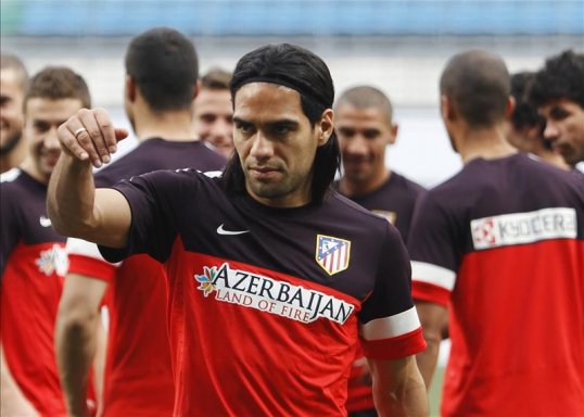 Atletico Madrid striker Radamel Falcao is close to completing a £50 million move to big-spending French club Monaco.