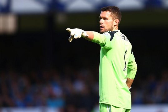West Bromwich Albion goalkeeper Ben Foster is on his way back from injury and ready to pile the pressure on under-siege Joe Hart.