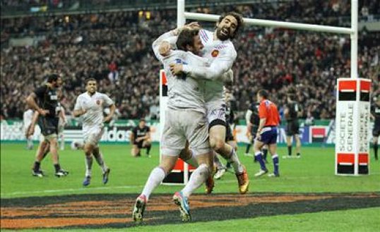 Two second half tries within a dazzling five minute spell ensured France ended the Six Nations with a much-needed win – but were not enough to prevent Les Bleus from collecting the championship wooden spoon.