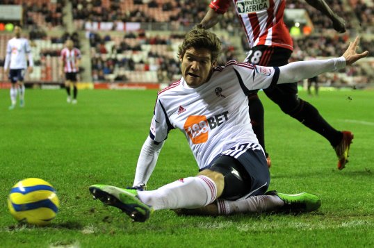 Bolton Wanderers boss Dougie Freedman remains hopeful Marcos Alonso will sign a new contract at the Reebok Stadium.