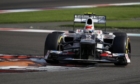 World Series winner Robin Frijns has placed his hopes on obtaining a seat in F1 on his driving talent alone as he admits he has no sponsorship backing.
