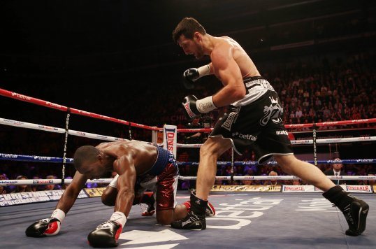 Still IBF Super-middleweight champion Carl “The Cobra” Froch has destroyed Yusaf Mack in three rounds, after two massive body shots rendered the Philadelphian immobile.