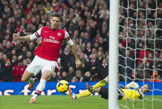 Two gifts from Southampton handed Olivier Giroud a brace in a 2-0 win for Arsenal at the Emirates Stadium.