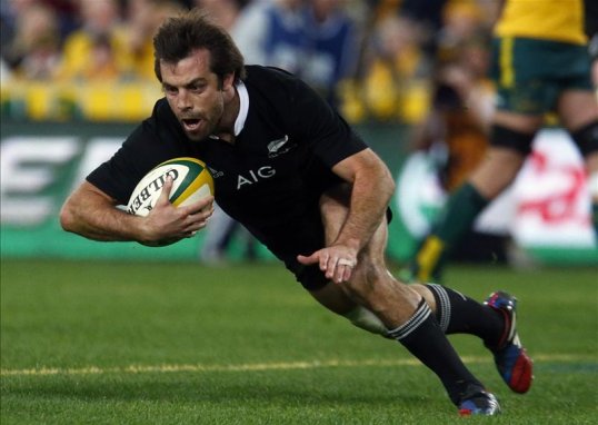 New Zealand began the defense of their Rugby Championship crown with a 47-29 victory over Australia in Sydney on Saturday.