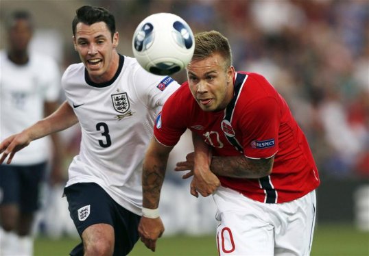 England Under-21 were knocked out of the European Championships after a decisive thrashing by Norway U-21 in Israel.
