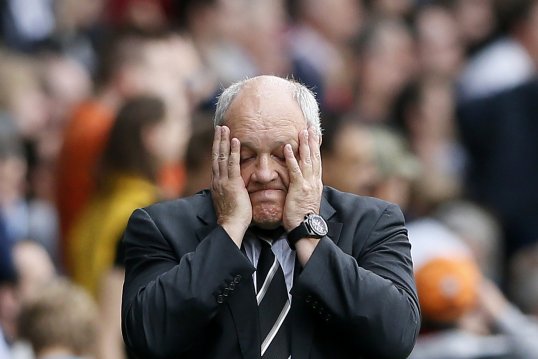 Fulham boss Martin Jol has urged his side to put their “disastrous” loss to Southampton behind them by causing an upset against Manchester United this weekend.