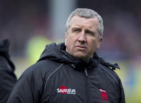 London Welsh chairman Bleddyn Phillips hailed Lyn Jones as “the best coach in the Premiership” despite leading the Exiles back into the Championship.