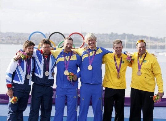 Great Britain’s former Olympic sailing gold medallist Andrew Simpson has been killed in an America’s Cup training accident.