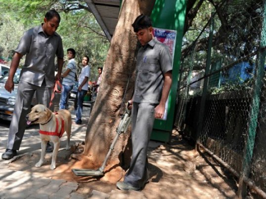 The bomb squad has been called in to comb Bangalore’s cricket stadium ahead of the start of the first Pakistan tour to India for five years.