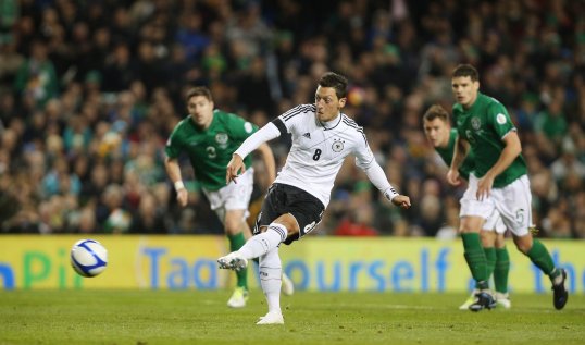 The Germans gave the Republic of Ireland a technical master class at the Aviva Stadium tonight as both Marco Reus and Toni Kroos scored two to secure a dominant 6-1 win.
