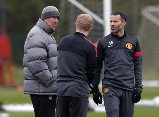 Manchester United manager Sir Alex Ferguson is certain that Ryan Giggs will stay on at Old Trafford for another year after the Welshman put in an excellent performance against West Ham United last night.