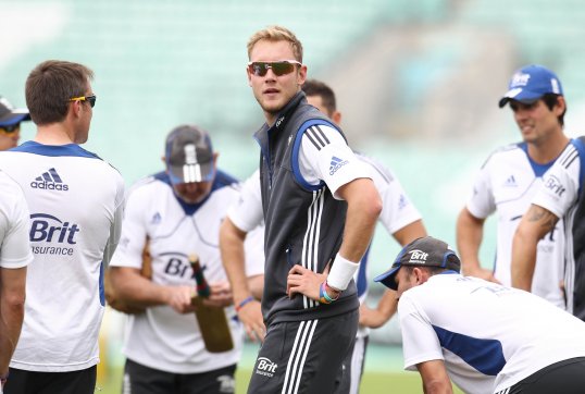 England limited-overs coach Ashley Giles revealed all-rounder Stuart Broad will have a major role in the forthcoming tour of New Zealand.