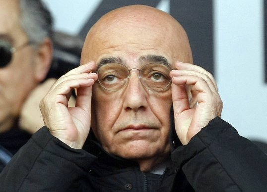 AC Milan vice-president Adriano Galliani has confirmed the club are looking to sign a striker as cover for the injured Giampaolo Pazzini.