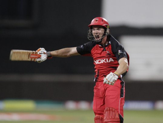Gloucestershire have announced South Australia batsman Michael Klinger as their new captain.