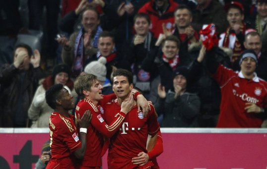 Bayern Munich striker Mario Gomez has revealed he is ready to make personal sacrifices in order to win the Bundesliga this season.