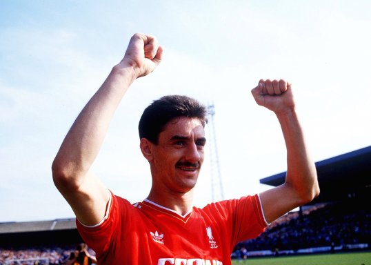 Liverpool legend Ian Rush has backed former team-mate Michael Laudrup to keep Swansea City in the Premier League.