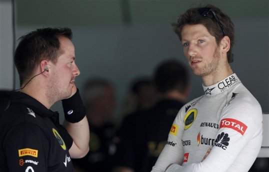 Formula 1 driver Romain Grosjean has received a vote of confidence from his Lotus boss after an indifferent start to the season.