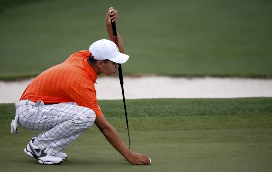 Tianlang Guan ended the second round of the Masters on four-over-par following a one-shot penalty on the penultimate hole in Augusta.