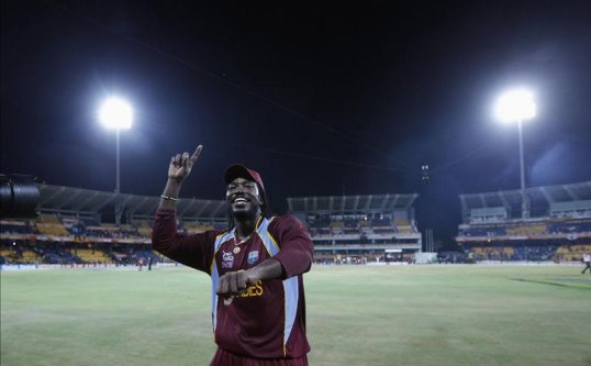 West Indies all-rounder Chris Gayle has been put under more pressure by opposition skipper Brad Haddin after another poor showing in the Big Bash yesterday.