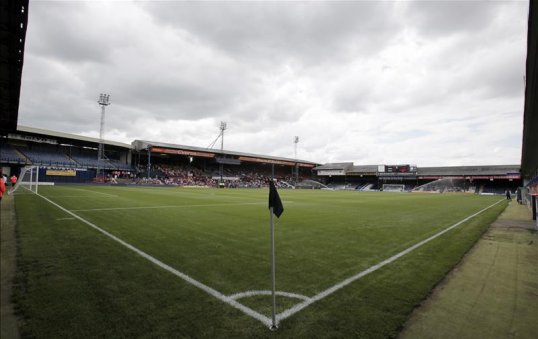 A former finance director of Luton Town has been booted out of the body that looks after the affairs of accountants – for “bringing the profession into disrepute”.