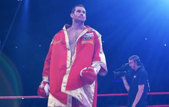 British heavyweight champion David Price has sent a pre-recorded message to David Price wishing him luck against Matt Skelton.