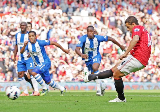 Javier Hernández has welcomed the increased competition for places at Manchester United this season.
