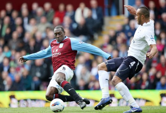 Former Aston Villa striker Emile Heskey is reported to have agreed a one-year contract with Australian A-League side Newcastle Jets.